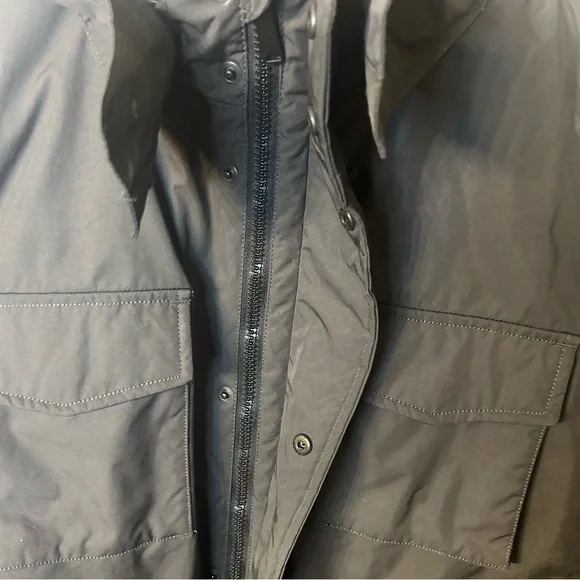 Gap Men’s Outdoor Edition Precision Designed Black Winter Jacket, Size Large - Picture 5 of 11